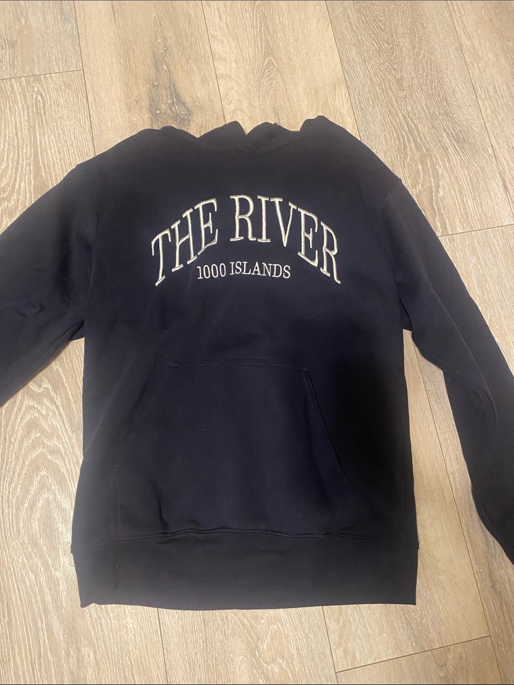 1000 ISLANDS Women's Blue Crewneck Sweater